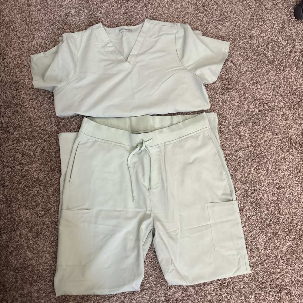 Mandala Light Green Scrub Set